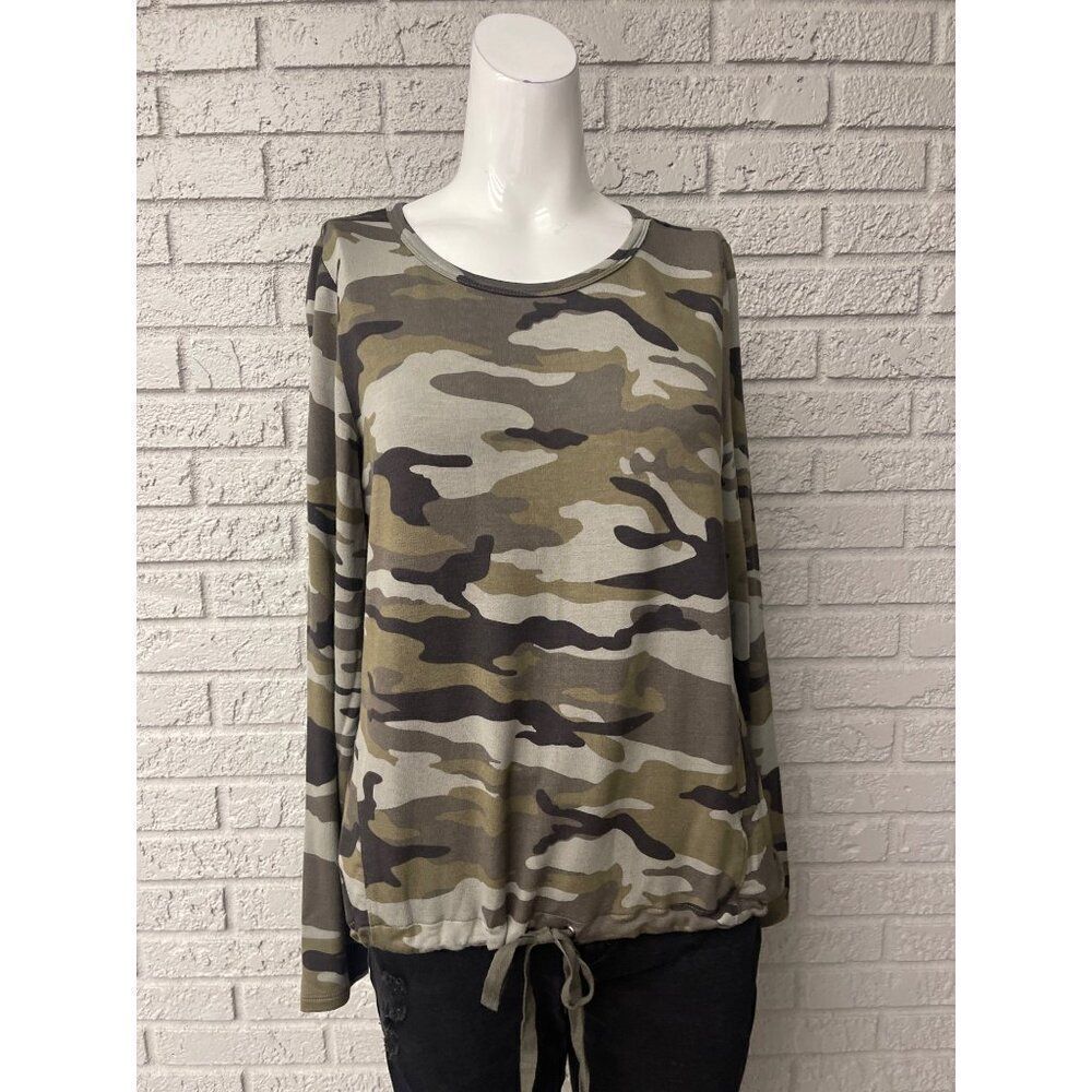 NWT Elaine Rose Women Green Camo Long Sleeve T Shirt Size S